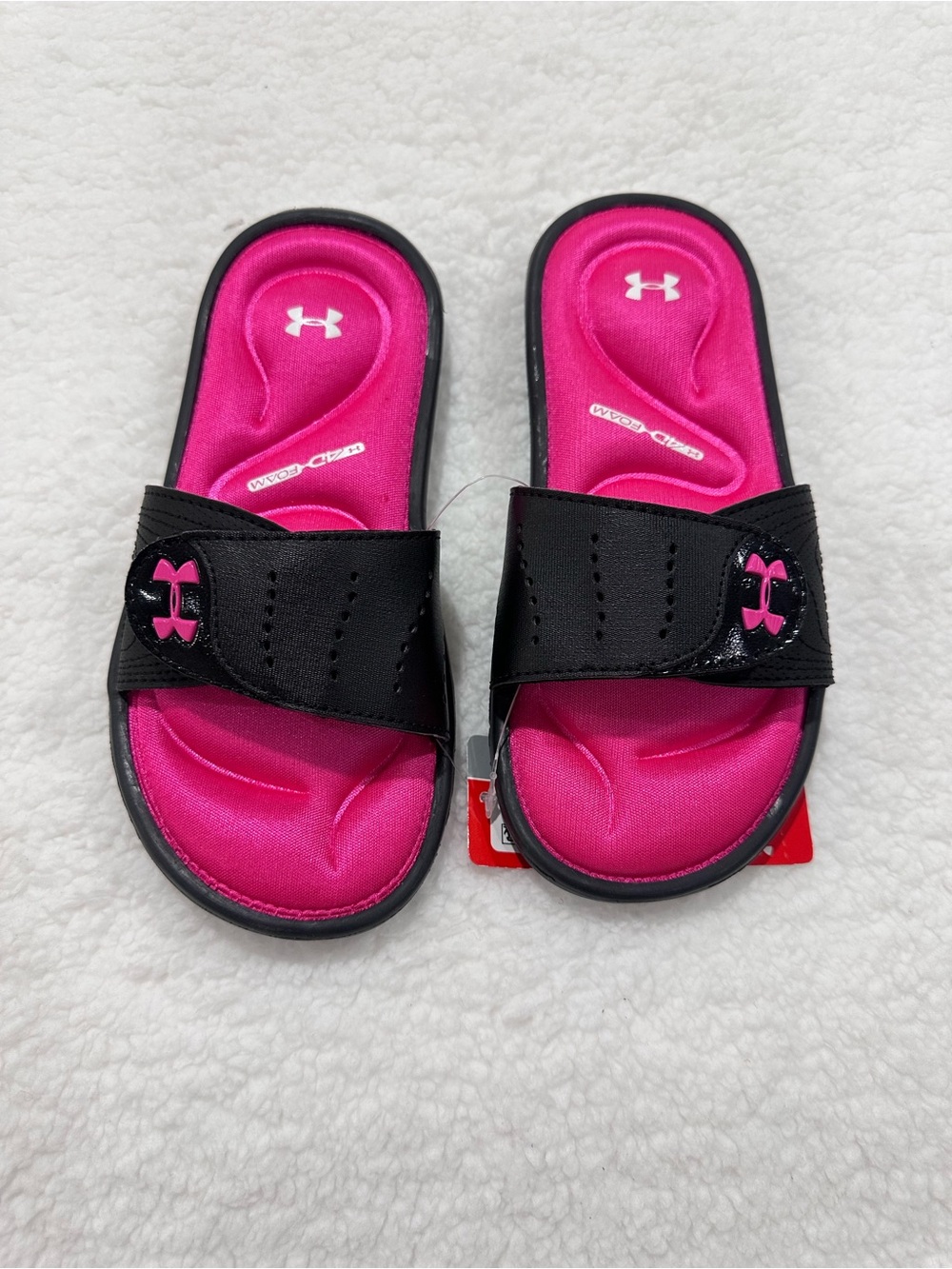 Girl’s Under Armour Ignite IX Slides
